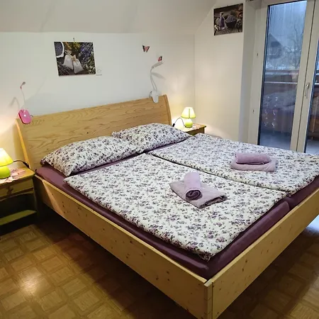Apartmaji Verica Ceklin *